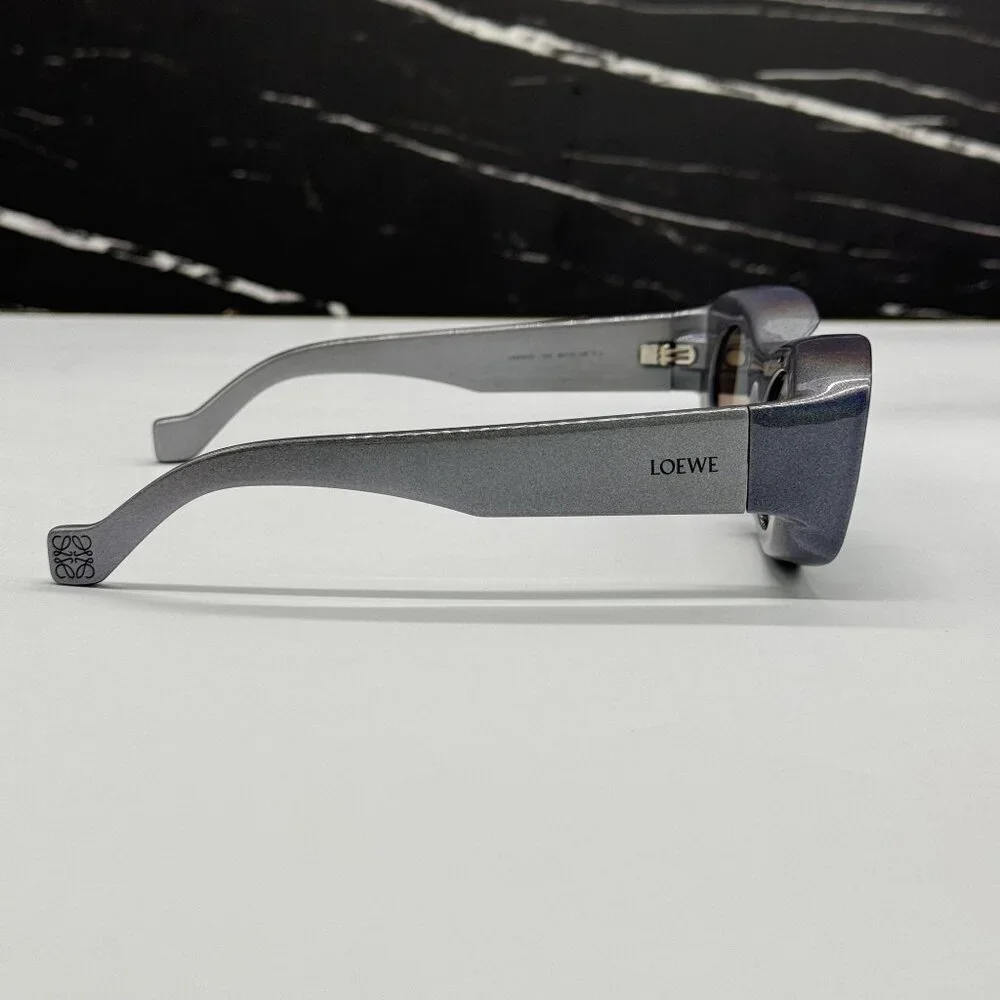 NEW LOEWE GREY UNISEX SUNGLASSES LOEWE LW40033I 05X